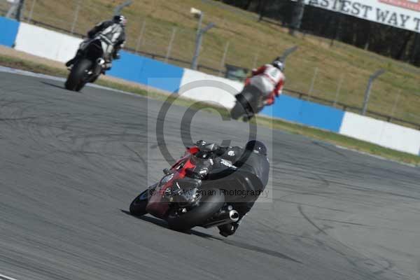Motorcycle action photographs;donington;donington park leicestershire;donington photographs;event digital images;eventdigitalimages;no limits trackday;peter wileman photography;trackday;trackday digital images;trackday photos