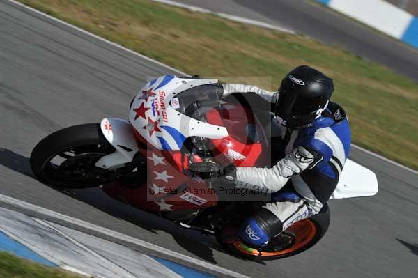 Motorcycle action photographs;donington;donington park leicestershire;donington photographs;event digital images;eventdigitalimages;no limits trackday;peter wileman photography;trackday;trackday digital images;trackday photos