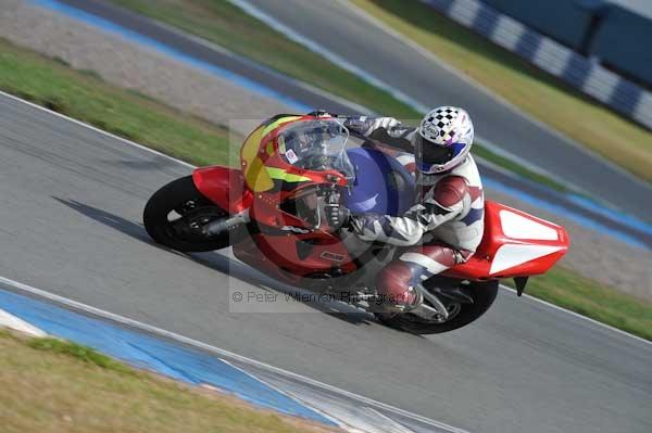 Motorcycle action photographs;donington;donington park leicestershire;donington photographs;event digital images;eventdigitalimages;no limits trackday;peter wileman photography;trackday;trackday digital images;trackday photos