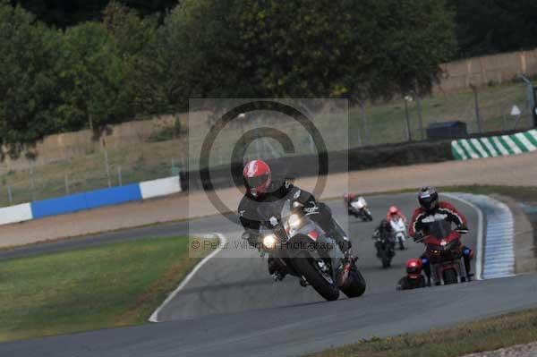Motorcycle action photographs;donington;donington park leicestershire;donington photographs;event digital images;eventdigitalimages;no limits trackday;peter wileman photography;trackday;trackday digital images;trackday photos