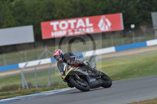 Motorcycle action photographs;donington;donington park leicestershire;donington photographs;event digital images;eventdigitalimages;no limits trackday;peter wileman photography;trackday;trackday digital images;trackday photos