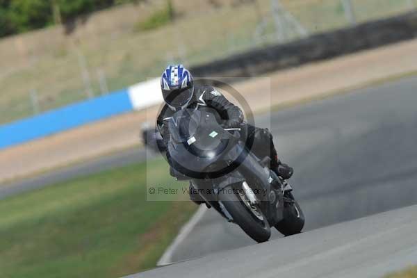 Motorcycle action photographs;donington;donington park leicestershire;donington photographs;event digital images;eventdigitalimages;no limits trackday;peter wileman photography;trackday;trackday digital images;trackday photos