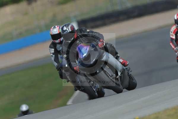 Motorcycle action photographs;donington;donington park leicestershire;donington photographs;event digital images;eventdigitalimages;no limits trackday;peter wileman photography;trackday;trackday digital images;trackday photos