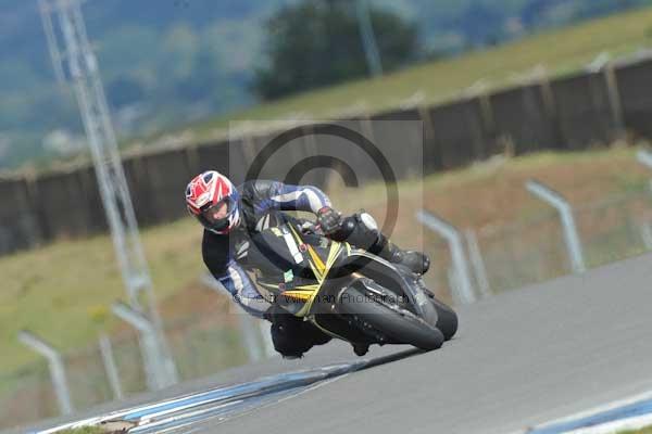 Motorcycle action photographs;donington;donington park leicestershire;donington photographs;event digital images;eventdigitalimages;no limits trackday;peter wileman photography;trackday;trackday digital images;trackday photos