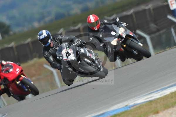 Motorcycle action photographs;donington;donington park leicestershire;donington photographs;event digital images;eventdigitalimages;no limits trackday;peter wileman photography;trackday;trackday digital images;trackday photos