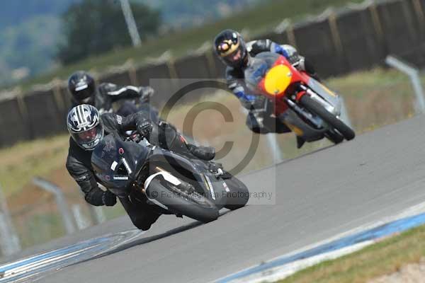 Motorcycle action photographs;donington;donington park leicestershire;donington photographs;event digital images;eventdigitalimages;no limits trackday;peter wileman photography;trackday;trackday digital images;trackday photos