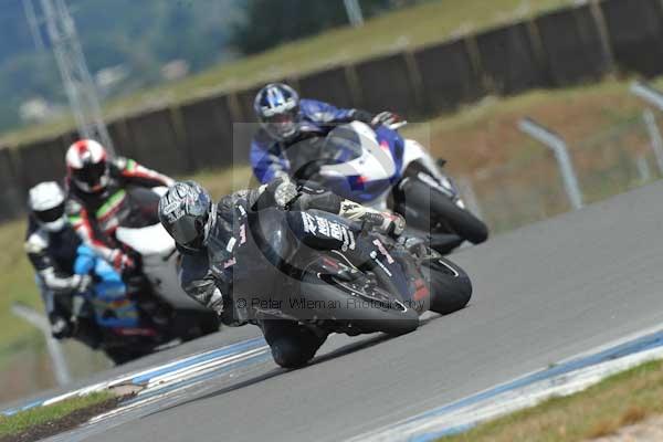 Motorcycle action photographs;donington;donington park leicestershire;donington photographs;event digital images;eventdigitalimages;no limits trackday;peter wileman photography;trackday;trackday digital images;trackday photos