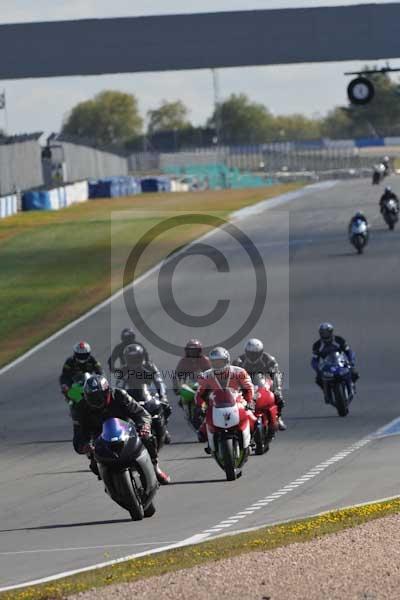 Motorcycle action photographs;donington;donington park leicestershire;donington photographs;event digital images;eventdigitalimages;no limits trackday;peter wileman photography;trackday;trackday digital images;trackday photos