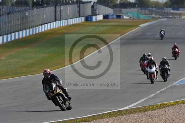 Motorcycle action photographs;donington;donington park leicestershire;donington photographs;event digital images;eventdigitalimages;no limits trackday;peter wileman photography;trackday;trackday digital images;trackday photos