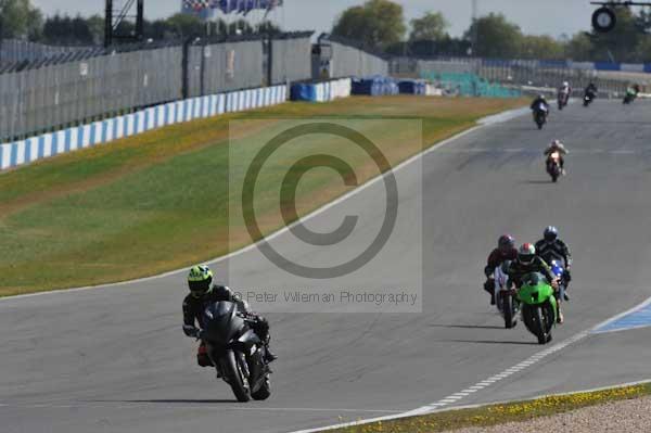 Motorcycle action photographs;donington;donington park leicestershire;donington photographs;event digital images;eventdigitalimages;no limits trackday;peter wileman photography;trackday;trackday digital images;trackday photos