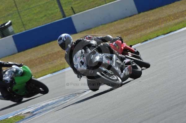 Motorcycle action photographs;donington;donington park leicestershire;donington photographs;event digital images;eventdigitalimages;no limits trackday;peter wileman photography;trackday;trackday digital images;trackday photos