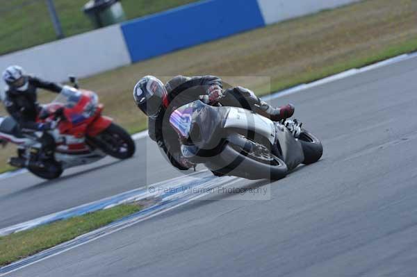 Motorcycle action photographs;donington;donington park leicestershire;donington photographs;event digital images;eventdigitalimages;no limits trackday;peter wileman photography;trackday;trackday digital images;trackday photos