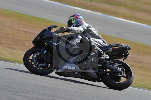 Motorcycle action photographs;donington;donington park leicestershire;donington photographs;event digital images;eventdigitalimages;no limits trackday;peter wileman photography;trackday;trackday digital images;trackday photos