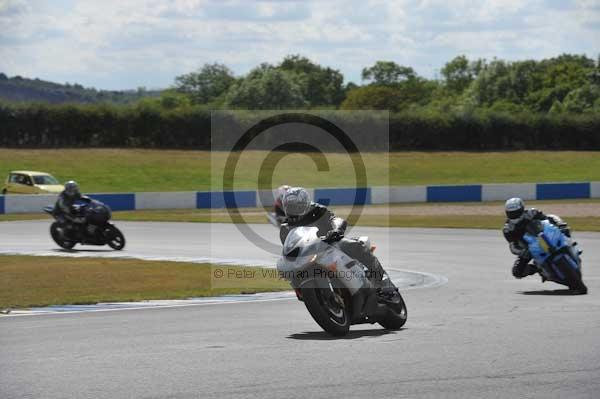 Motorcycle action photographs;donington;donington park leicestershire;donington photographs;event digital images;eventdigitalimages;no limits trackday;peter wileman photography;trackday;trackday digital images;trackday photos