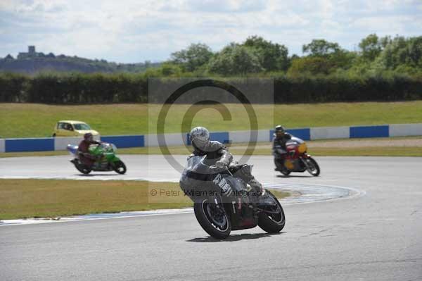 Motorcycle action photographs;donington;donington park leicestershire;donington photographs;event digital images;eventdigitalimages;no limits trackday;peter wileman photography;trackday;trackday digital images;trackday photos