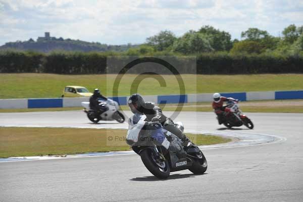 Motorcycle action photographs;donington;donington park leicestershire;donington photographs;event digital images;eventdigitalimages;no limits trackday;peter wileman photography;trackday;trackday digital images;trackday photos