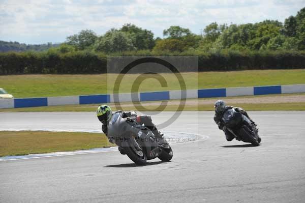 Motorcycle action photographs;donington;donington park leicestershire;donington photographs;event digital images;eventdigitalimages;no limits trackday;peter wileman photography;trackday;trackday digital images;trackday photos