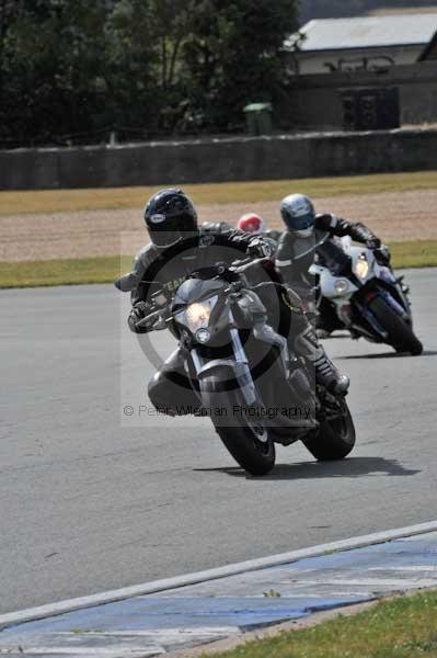 Motorcycle action photographs;donington;donington park leicestershire;donington photographs;event digital images;eventdigitalimages;no limits trackday;peter wileman photography;trackday;trackday digital images;trackday photos