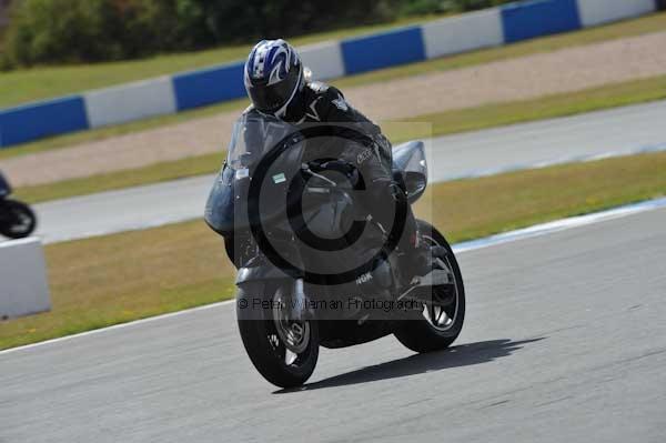 Motorcycle action photographs;donington;donington park leicestershire;donington photographs;event digital images;eventdigitalimages;no limits trackday;peter wileman photography;trackday;trackday digital images;trackday photos