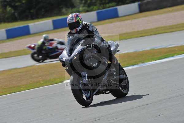Motorcycle action photographs;donington;donington park leicestershire;donington photographs;event digital images;eventdigitalimages;no limits trackday;peter wileman photography;trackday;trackday digital images;trackday photos