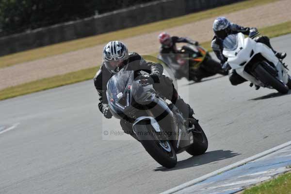 Motorcycle action photographs;donington;donington park leicestershire;donington photographs;event digital images;eventdigitalimages;no limits trackday;peter wileman photography;trackday;trackday digital images;trackday photos