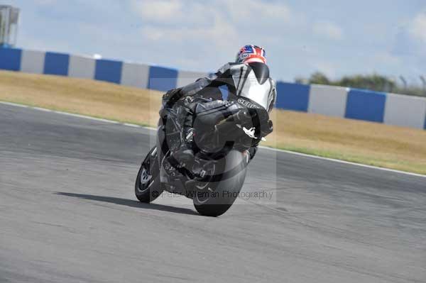 Motorcycle action photographs;donington;donington park leicestershire;donington photographs;event digital images;eventdigitalimages;no limits trackday;peter wileman photography;trackday;trackday digital images;trackday photos