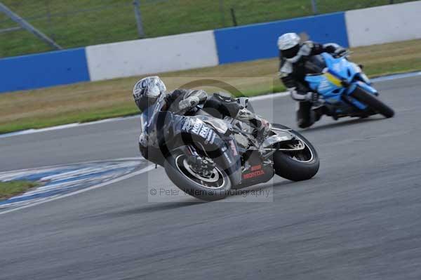 Motorcycle action photographs;donington;donington park leicestershire;donington photographs;event digital images;eventdigitalimages;no limits trackday;peter wileman photography;trackday;trackday digital images;trackday photos
