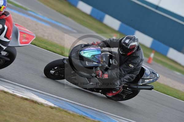 Motorcycle action photographs;donington;donington park leicestershire;donington photographs;event digital images;eventdigitalimages;no limits trackday;peter wileman photography;trackday;trackday digital images;trackday photos