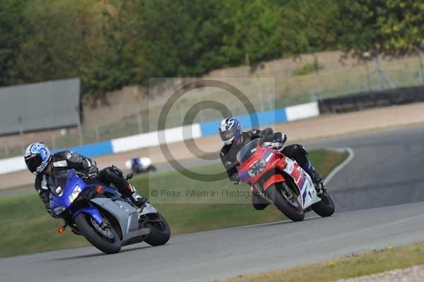 Motorcycle action photographs;donington;donington park leicestershire;donington photographs;event digital images;eventdigitalimages;no limits trackday;peter wileman photography;trackday;trackday digital images;trackday photos