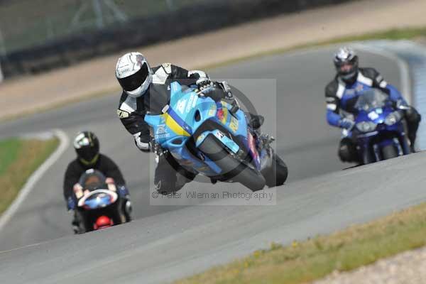 Motorcycle action photographs;donington;donington park leicestershire;donington photographs;event digital images;eventdigitalimages;no limits trackday;peter wileman photography;trackday;trackday digital images;trackday photos