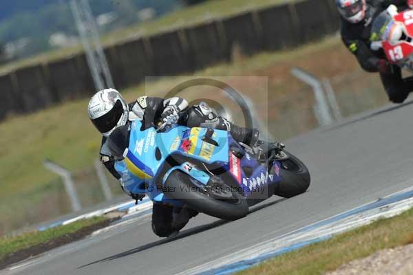 Motorcycle action photographs;donington;donington park leicestershire;donington photographs;event digital images;eventdigitalimages;no limits trackday;peter wileman photography;trackday;trackday digital images;trackday photos
