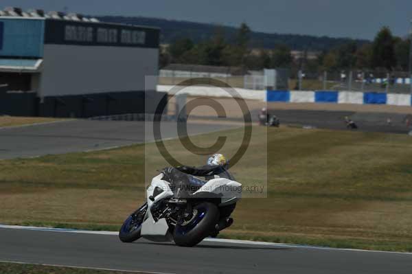 Motorcycle action photographs;donington;donington park leicestershire;donington photographs;event digital images;eventdigitalimages;no limits trackday;peter wileman photography;trackday;trackday digital images;trackday photos