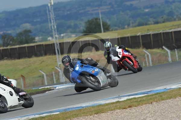 Motorcycle action photographs;donington;donington park leicestershire;donington photographs;event digital images;eventdigitalimages;no limits trackday;peter wileman photography;trackday;trackday digital images;trackday photos