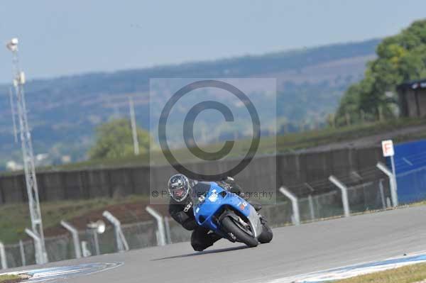 Motorcycle action photographs;donington;donington park leicestershire;donington photographs;event digital images;eventdigitalimages;no limits trackday;peter wileman photography;trackday;trackday digital images;trackday photos