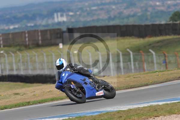 Motorcycle action photographs;donington;donington park leicestershire;donington photographs;event digital images;eventdigitalimages;no limits trackday;peter wileman photography;trackday;trackday digital images;trackday photos