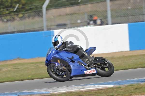Motorcycle action photographs;donington;donington park leicestershire;donington photographs;event digital images;eventdigitalimages;no limits trackday;peter wileman photography;trackday;trackday digital images;trackday photos