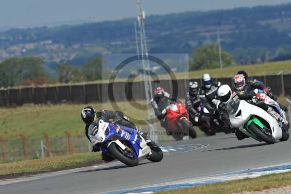 Motorcycle action photographs;donington;donington park leicestershire;donington photographs;event digital images;eventdigitalimages;no limits trackday;peter wileman photography;trackday;trackday digital images;trackday photos