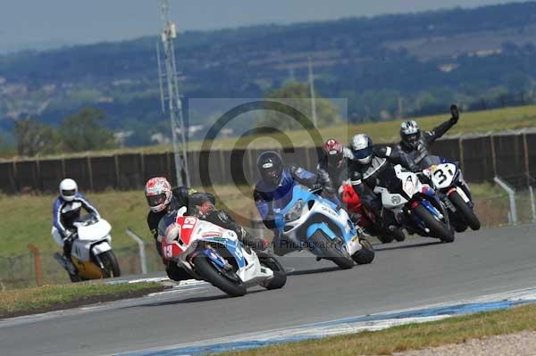 Motorcycle action photographs;donington;donington park leicestershire;donington photographs;event digital images;eventdigitalimages;no limits trackday;peter wileman photography;trackday;trackday digital images;trackday photos