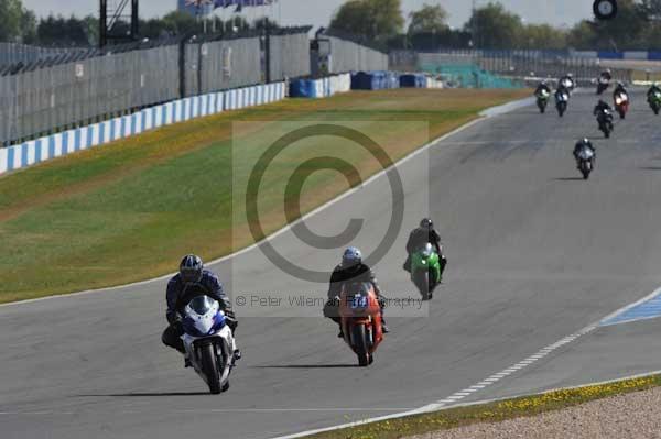 Motorcycle action photographs;donington;donington park leicestershire;donington photographs;event digital images;eventdigitalimages;no limits trackday;peter wileman photography;trackday;trackday digital images;trackday photos