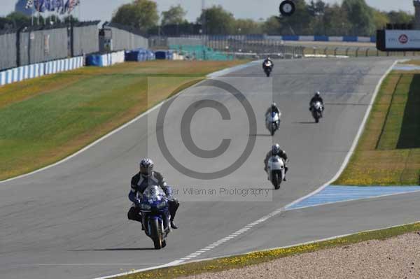 Motorcycle action photographs;donington;donington park leicestershire;donington photographs;event digital images;eventdigitalimages;no limits trackday;peter wileman photography;trackday;trackday digital images;trackday photos