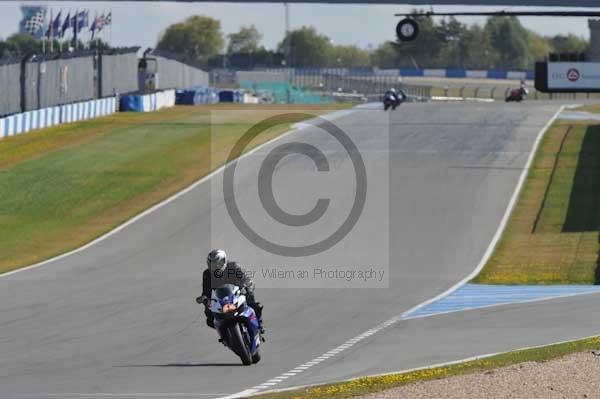 Motorcycle action photographs;donington;donington park leicestershire;donington photographs;event digital images;eventdigitalimages;no limits trackday;peter wileman photography;trackday;trackday digital images;trackday photos