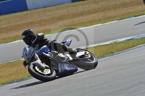 Motorcycle action photographs;donington;donington park leicestershire;donington photographs;event digital images;eventdigitalimages;no limits trackday;peter wileman photography;trackday;trackday digital images;trackday photos