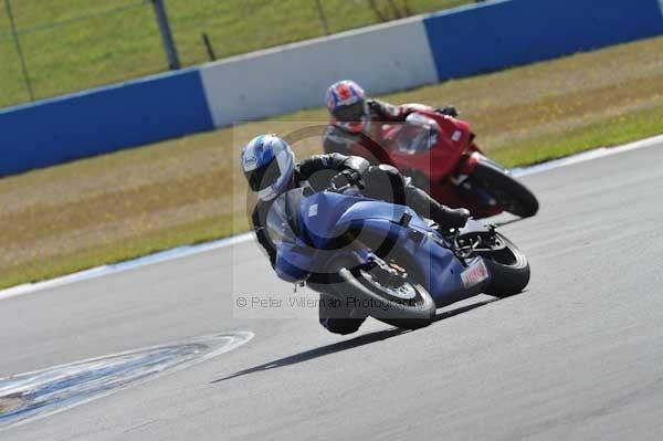 Motorcycle action photographs;donington;donington park leicestershire;donington photographs;event digital images;eventdigitalimages;no limits trackday;peter wileman photography;trackday;trackday digital images;trackday photos