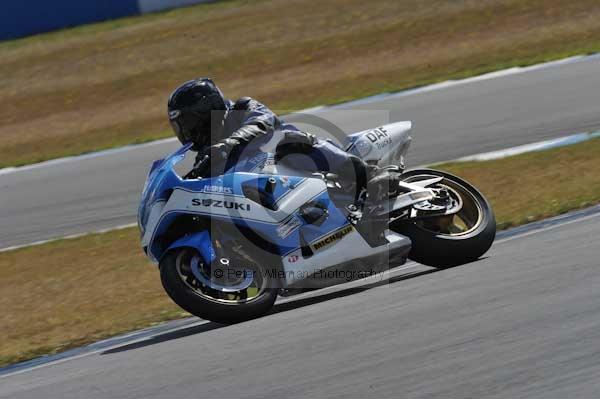 Motorcycle action photographs;donington;donington park leicestershire;donington photographs;event digital images;eventdigitalimages;no limits trackday;peter wileman photography;trackday;trackday digital images;trackday photos