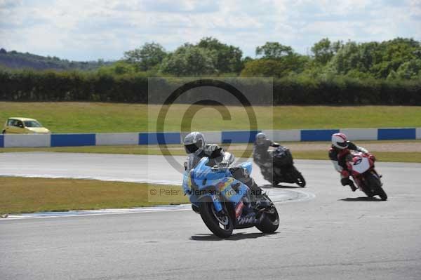 Motorcycle action photographs;donington;donington park leicestershire;donington photographs;event digital images;eventdigitalimages;no limits trackday;peter wileman photography;trackday;trackday digital images;trackday photos