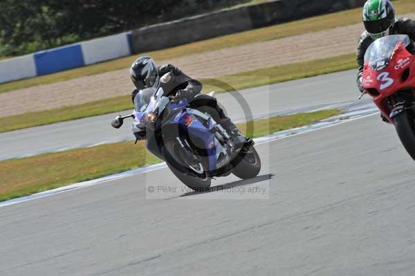 Motorcycle action photographs;donington;donington park leicestershire;donington photographs;event digital images;eventdigitalimages;no limits trackday;peter wileman photography;trackday;trackday digital images;trackday photos