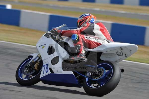 Motorcycle action photographs;donington;donington park leicestershire;donington photographs;event digital images;eventdigitalimages;no limits trackday;peter wileman photography;trackday;trackday digital images;trackday photos
