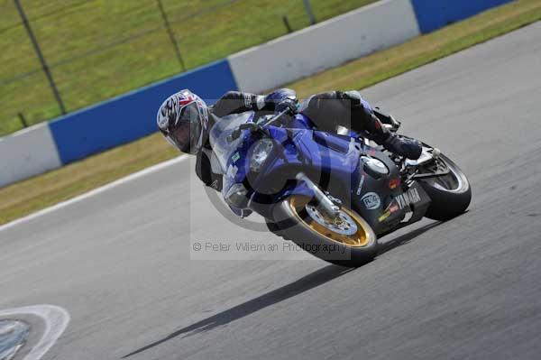 Motorcycle action photographs;donington;donington park leicestershire;donington photographs;event digital images;eventdigitalimages;no limits trackday;peter wileman photography;trackday;trackday digital images;trackday photos