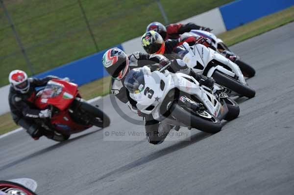 Motorcycle action photographs;donington;donington park leicestershire;donington photographs;event digital images;eventdigitalimages;no limits trackday;peter wileman photography;trackday;trackday digital images;trackday photos