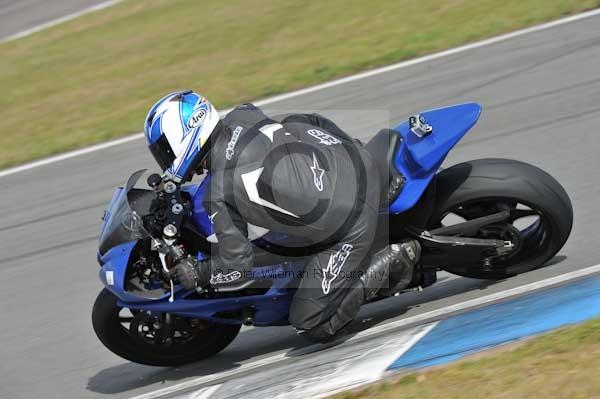 Motorcycle action photographs;donington;donington park leicestershire;donington photographs;event digital images;eventdigitalimages;no limits trackday;peter wileman photography;trackday;trackday digital images;trackday photos